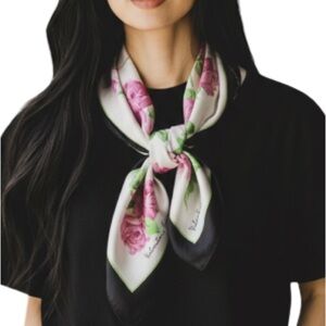 VINTAGE 80’s Valentina Fiore Pink Rose Pattern Print Square Scarf Black Frame